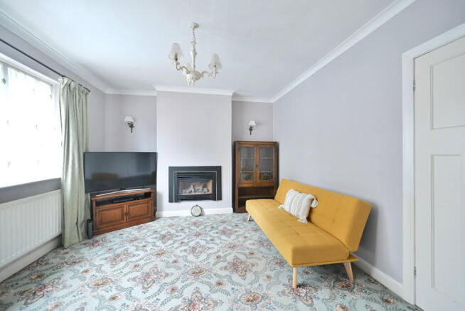3 bed Terraced for sale Image 4