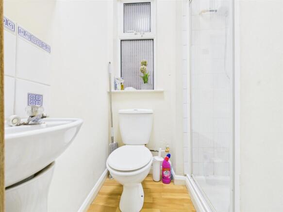 1 bed Flat for sale Image 7