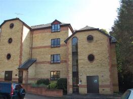 3, Brooklands Court, Hatfield Road, St. Albans AL1 3NS