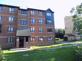 65, Waterville Drive, Vange, Basildon SS16 4TZ