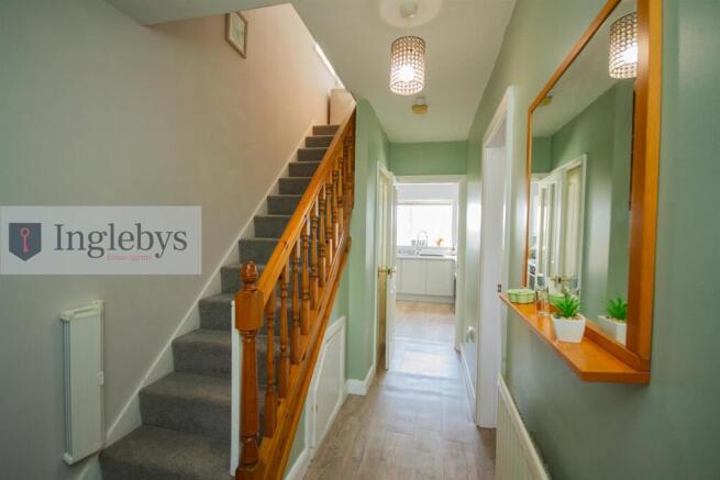 3 bed House for sale Image 5