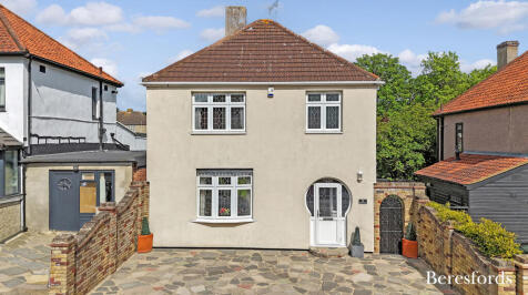 Kenilworth Avenue, Harold Wood, RM3