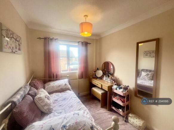 2 bed Terraced to rent Image 9