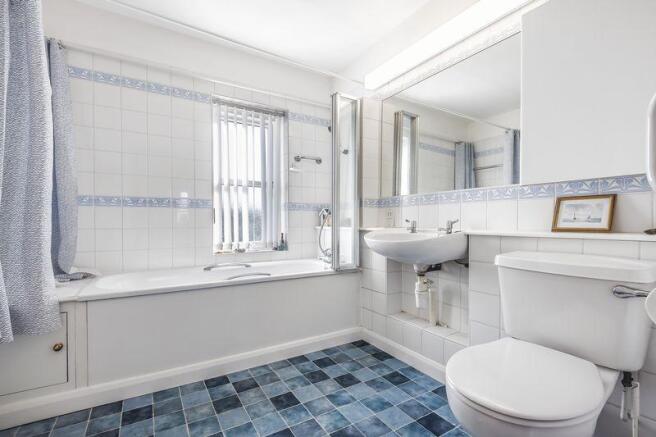 Main bathroom