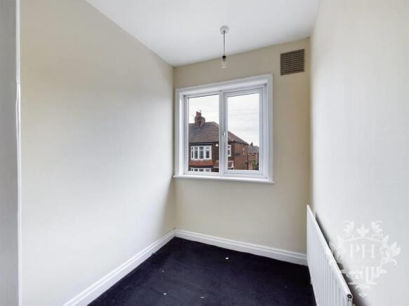 3 bed End of Terrace to rent Image 8