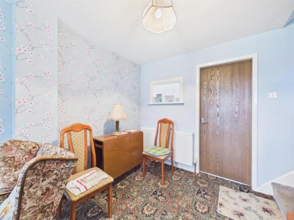 2 bed Terraced for sale Image 5