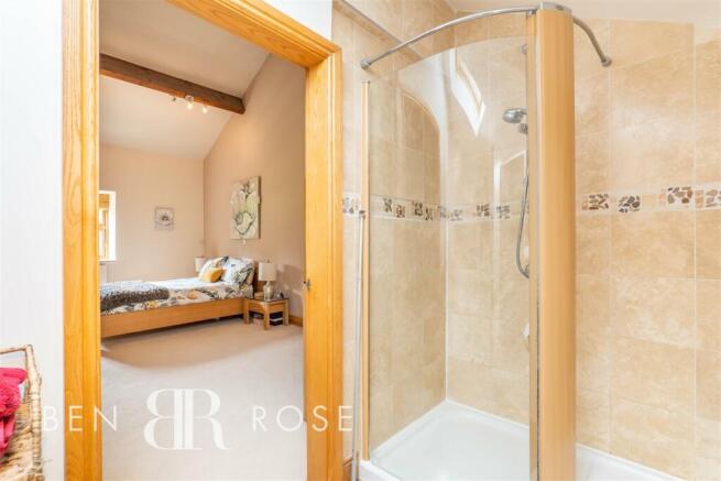 Master Ensuite