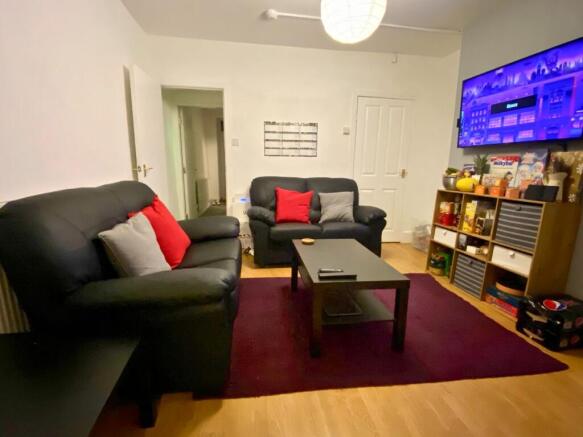 Photo 3
