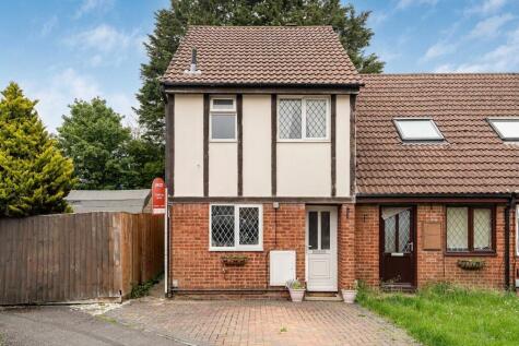 Kestrel Drive, Swindon, SN3