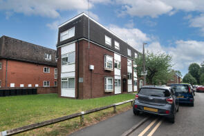 Flat 6, 28 Sunningdale, New Road, Bromsgrove B60 2JJ
