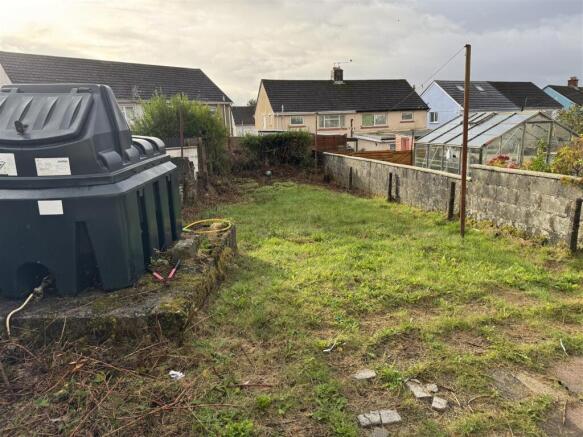 Arfryn, Upper Brynamman, Ammanford photo 4