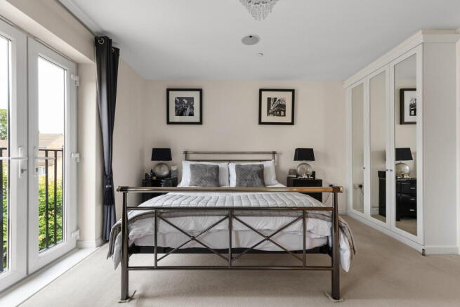 4 bed Terraced for sale Image 10