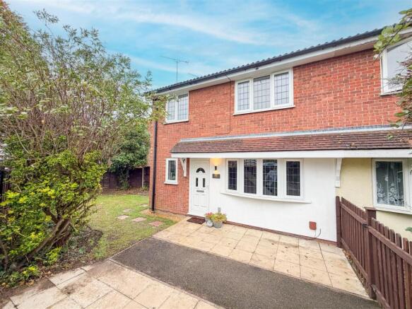 2-bed terraced on Clay Hall Road, East Clacton, Essex, £195,000