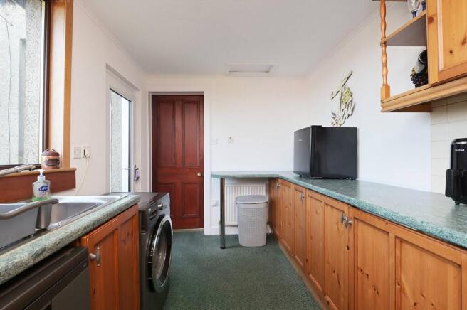 52 Broad Street, Cowdenbeath, KY4 8HY photo 4
