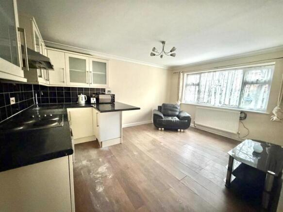 Kitchen Lounge 2.jpeg