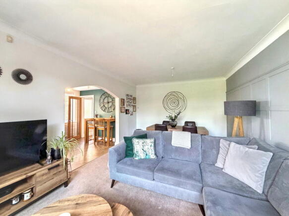 3 bed Semi-Detached for sale Image 10