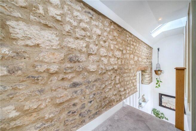 2 bed Detached for sale Image 7
