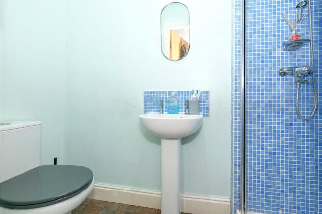 4 bed Semi-Detached for sale Image 10