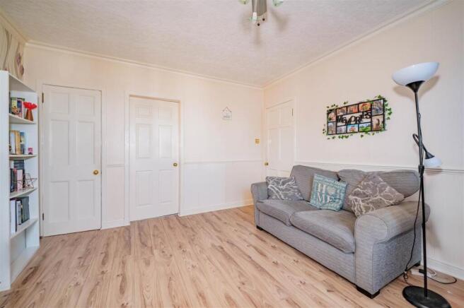 82 Mortimer Street Dundee-11.JPG