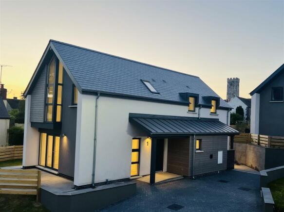 Plot 1 in dusk