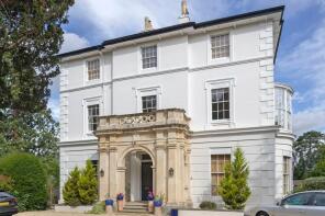 Flat 4, 85 Redesdale, The Park, Cheltenham GL50 2RP