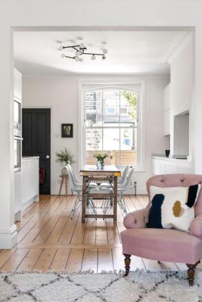 4 bed Terraced for sale Image 10