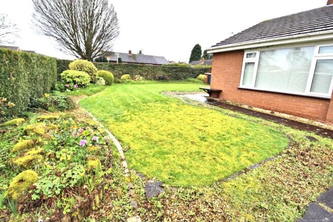 SIDE GARDEN VIEW 1
