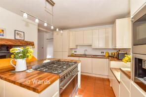 Mount House, Lower Road, Maidstone ME17 3BN