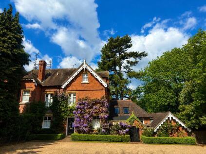 Hawks Hill, Bourne End, Buckinghamshire, SL8