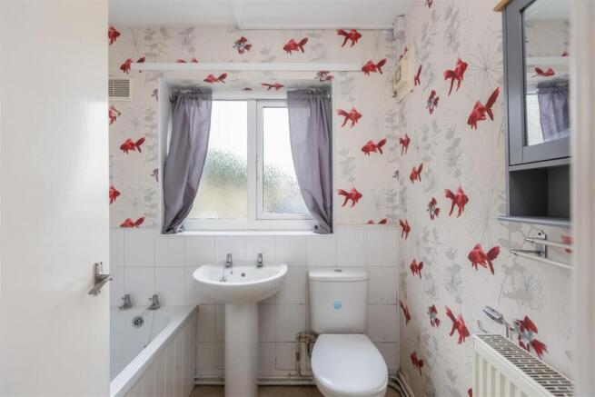 2 bed Terraced for sale Image 12