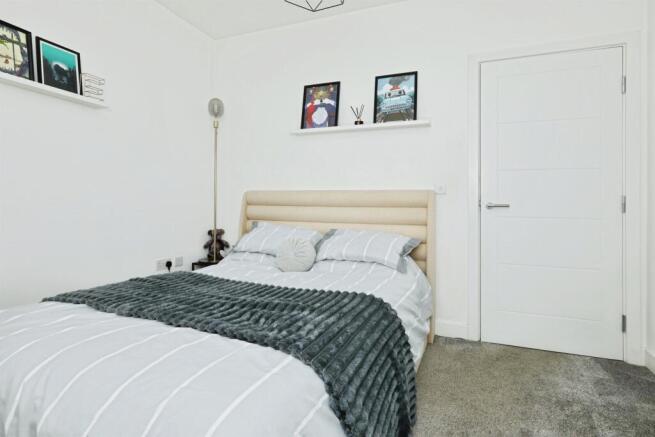 1 bed Semi-Detached Bungalow for sale Image 6
