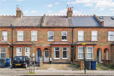 Northfield Avenue, Ealing, London