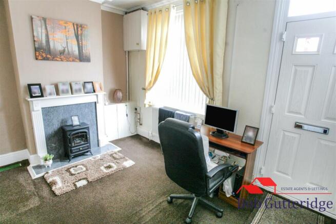 SITTING ROOM