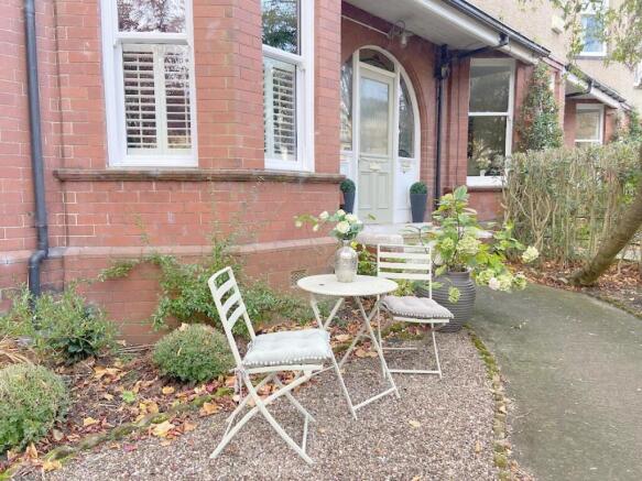2 bed Apartment for sale Image 11