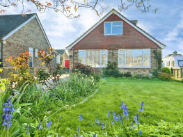 18, Barleycroft, Horsham RH13 8DP
