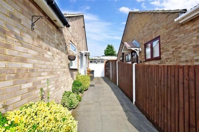 Driveway/Parking
