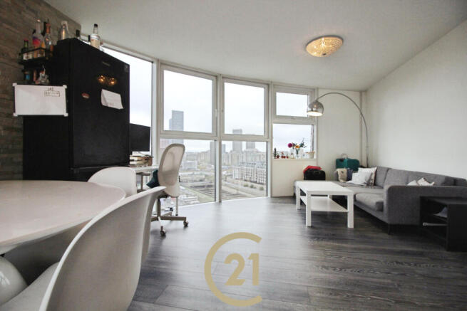 Lounge 3