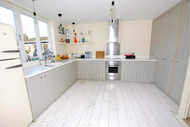 Kitchen/Breakfast rm