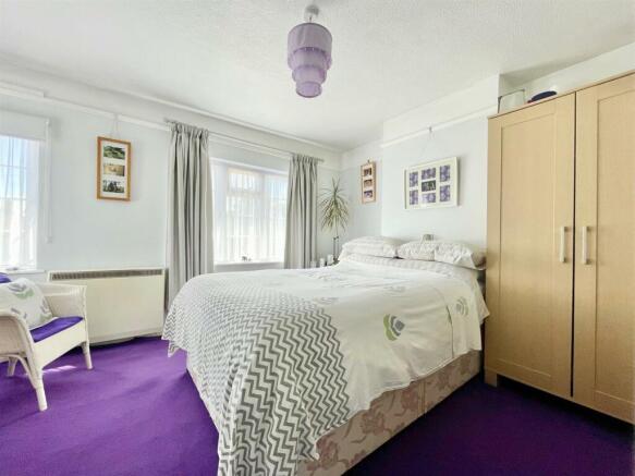 BED1.jpg