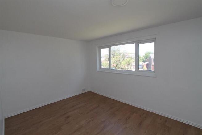 Master Bedroom.JPG
