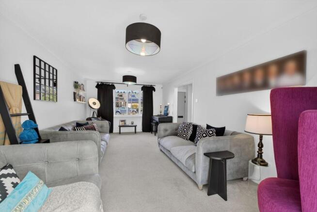 16 Cutstraw Road, Stewarton, KA3 5HX photo 4