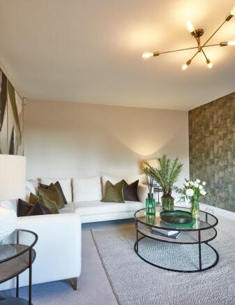 5 bed Detached for sale Image 9