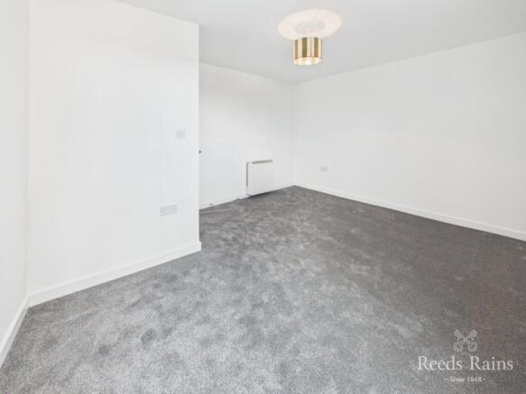 2 bed Apartment for sale Image 7