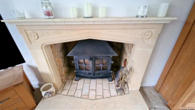 FIREPLACE.jpg