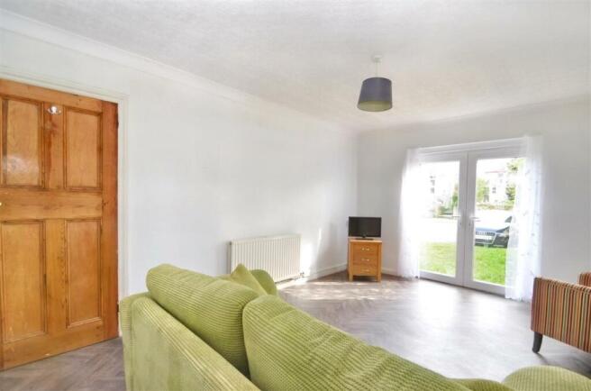 SITTING ROOM