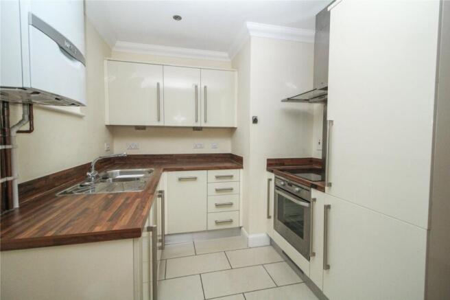 6 Greyfriars kitchen sales pics