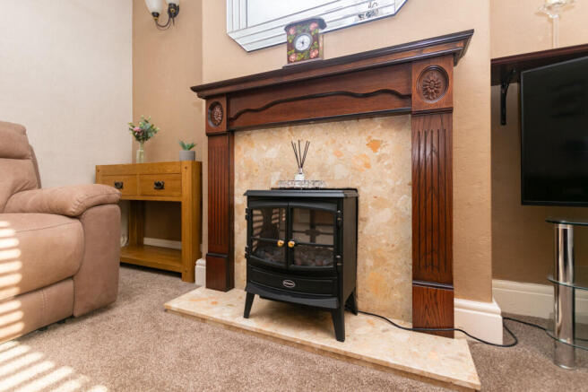 Lounge 3