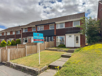 Walnut Tree Avenue, St. Martins, Hereford, HR2