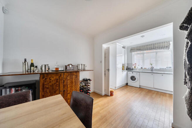 1407998-12-69831d...