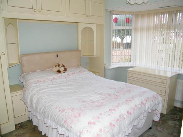 BEDROOM 1
